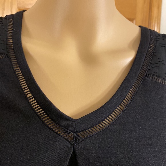 Liz Claiborne black v neck top with semi sheer shoulders - Picture 5 of 7
